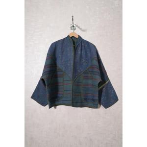 Veste Kantha vintage bohème pour femmes, veste d'hiver en coton indien faite à la main, veste ethnique en patchwork - Product Image 3