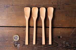 Spatule classique en bois de Neem naturel – Spatule de cuisine haut de gamme à long manche pour poêles antiadhésives, cuisson, agitation et préparation des aliments - Product Image 5