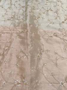 Tissu en dentelle à sequins brodés de perles pour Abaya, Kaftan, vêtements de mode, textile personnalisé, exportateur en gros - Product Image 6