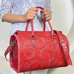 Bolso Grande de Cuero Repujado a Mano Estilo Vaquero Rojo, Bolso de Hombro de Lujo para Mujer, Bolso de Viaje, Bolso de Diseño - Product Image 4