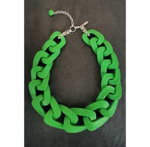 Collier ras du cou tendance en résine verte fait main en forme de cœur pour femme, idéal pour les fêtes et mariages - Product Image 6