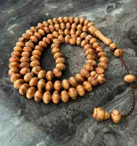 Rosario Islámico Tasbih 100% Artesanal, Ecológico, de Madera Pulida, con Función para Colgar, Venta al Por Mayor - Product Image 2