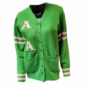 Alfa |   Kapa |   Cárdigan Universitario Alpha AKA Sorority - Verde, Cuello en V para Mujer, con Mangas a Rayas Bordadas Estilo Preppy - Product Image 1