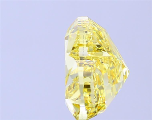 Diamant jaune taille cœur de 7 carats, rare, de couleur fantaisie, brillant, diamant brut pour un chef-d'œuvre de joaillerie de luxe sur mesure - Product Image 2