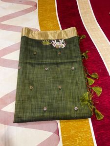 Sari Tradicional de Viscosa con Tejido Imperial Elephant para Usar en Fiestas de Invierno - Product Image 4