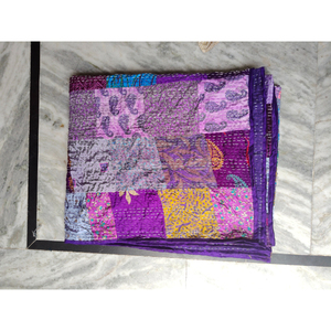 Couvre-lit en patchwork Kantha fait main, couverture réversible en coton, literie pour toutes les saisons, décoration pour la maison et l'hôtel, cadeau pour elle - Product Image 1