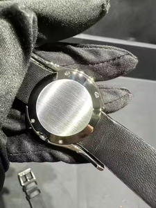 Elegante Reloj de Cuarzo para Hombre con Acabado de Diamante Moissanite, para Oficina, Fiestas y como Regalo Premium - Product Image 3