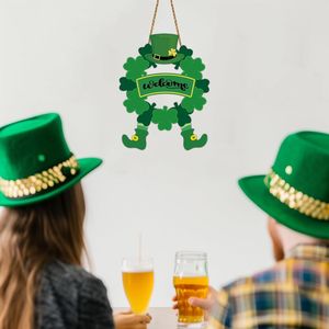 Ghirlanda Decorativa per il Giorno di San Patrizio con Leprecauno in Legno e Piedi per Decorazioni della Porta d'Ingresso per la Stagione Festiva - Product Image 1