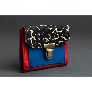 LW Mini portefeuilles courts à la mode pour femmes, fabriqués à la main, en cuir de vache véritable, à motif géométrique, avec fermeture à glissière. - Product Image 1