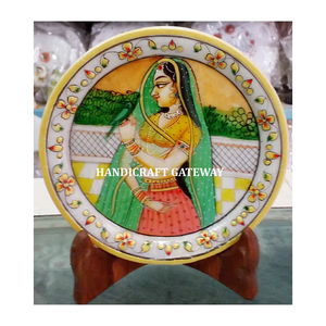 Fabricant en gros Khubsurat fille danseuse Design plaque incrustée avec plaque de marbre de forme ronde avec une belle utilisation pour les cadeaux - Product Image 1