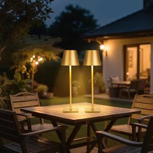 Lámpara de Mesa de Latón de Diseño con Base Texturizada, Elegante Iluminación para Consola y Mesita de Noche - Product Image 3