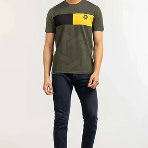 Camisetas de hombre a la moda con tela premium, corte elegante y tacto cómodo para looks urbanos y casuales. - Product Image 3