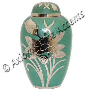 Urna de latón de calidad superior con artesanía clásica y acabado brillante para un tributo digno por Axiom Home Accents - Product Image 6