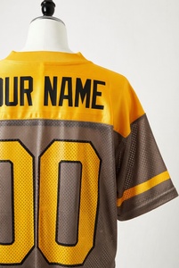 Maillot de sport respirant en maille pour l'été 2026, coupe ample rétro, personnalisable avec nom et numéro, style streetwear, pour fan de football américain - Product Image 5