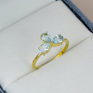 Anillo de Plata de Ley 925 Chapado en Oro Amarillo con Gema Natural Azul Corte Pera y Engaste de Garras para Mujer, Anillo Romántico de Aniversario - Product Image 2