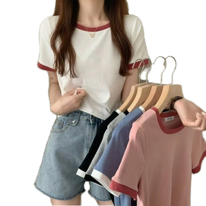 เสื้อยืดผู้หญิงคอกลมแขนสั้นผ้าซาตินลำลองสีตัดต่อ รุ่นใหม่ประจำปี 2025 เสื้อซับในฤดูร้อนสไตล์เกาหลีทรงปกติ เสื้อครอปสำหรับนักเรียน - Product Image 5