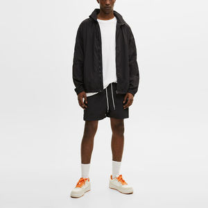 Ensemble coupe-vent deux pièces sur mesure fabriqué en usine 2025 avec veste courte en polyester et nylon pour garçon - Product Image 4