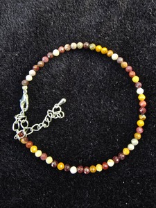Venta al por mayor: Figura de jaspe Mookaite pulido y grabado de grado AAA, artesanía de piedras preciosas naturales, tacto real, patrón curativo, almidón. - Product Image 3