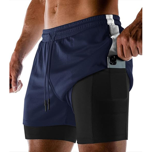 Shorts de sport pour hommes, entraînement cardio, fitness, gym, séchage rapide, légers, respirants, extensibles, taille élastique, satiné, couleur unie - Product Image 1