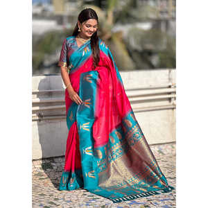 ผ้าซารีไหมทอแบบดั้งเดิมสีชมพูเข้ม แต่งลายติลัก ตัดกับผ้าไหมเนื้อนุ่ม ประดับด้วยไหมซารี พร้อมผ้าคลุมไหล่ไหมหรู - Product Image 2