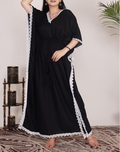 New 2026 Dubai Beautiful Black Breathable Turkish Style Polyester Floor Length Women's Abaya Islamic Clothing for Saudi Arabia - Product Image 5