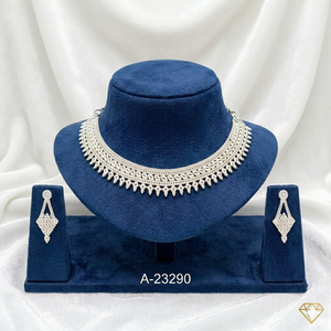 ชุดสร้อยคอและต่างหูชุบทอง 24K สำหรับผู้หญิง ดีไซน์หยดน้ำคลาสสิก เครื่องประดับโลหะผสมสังกะสี A-23285 - Product Image 5