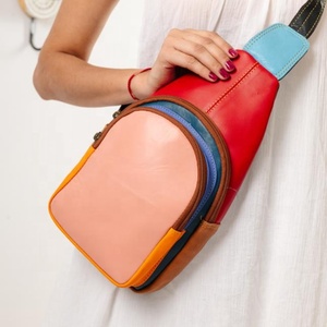 LW Véritable peau de vache Cuir Femmes Isolé Bohème Rock Sac à Dos PVC Robe Résistant à l'Eau Élégant Sac à Bandoulière National - Product Image 1