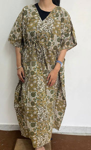 Elegante Vestido Kaftan de Algodón Estampado con Toque Tradicional y Atractivo de Moda Contemporánea - Product Image 2