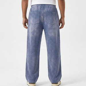 Pantalons de soirée pour hommes avec détails en strass, coupe ajustée et style contemporain - Product Image 4