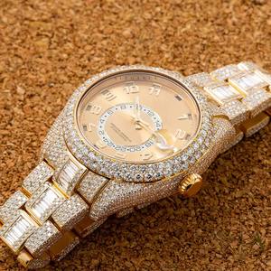 Montre de luxe pour homme en acier inoxydable avec bracelet, sertie de moissanite et de diamants brillants, mouvement à quartz, verre, collection Hip Hop Antique - Product Image 1