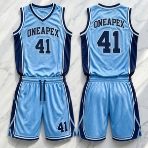 Ensemble d'uniformes de basketball bleu ciel personnalisés avec panneaux latéraux gris, maillot sans manches et short – Vêtements de sport en gros pour équipes – Fabricant - Product Image 5