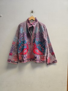 Blouson en velours violet pour femme, brodé main motif paon, style bohème, épais, fait main, pour l'hiver, vente en gros - Product Image 1