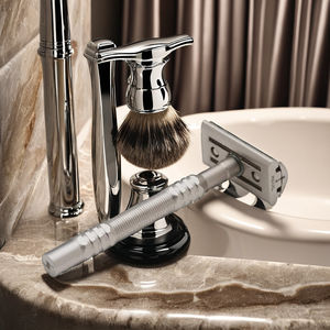 Rasoir de sécurité en acier inoxydable d'excellente qualité de la dernière collection disponible à un prix compétitif - Product Image 2