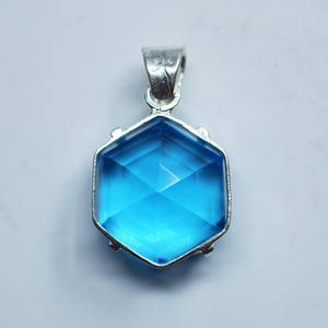 Pendentif Charme en Topaze Bleue Naturelle, Pierre Précieuse Taillée Hexagonale, Argent Sterling 925, Certifié IGI, Bijou de Luxe Style Ethnique, Cadeau pour Elle - Product Image 2