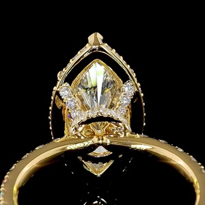 Anillo de Diamante Cultivado en Laboratorio con Corte Marquesa de 3 Ct, Certificado por IGI, Oro Amarillo de 14K, VVS1, Halo de Moissanita, Anillos de Compromiso, Banda Pavé, Anillo de Boda - Product Image 3