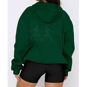 Sweat à capuche premium pour femme, matière confortable avec poignets côtelés pour plus de chaleur et une coupe décontractée - Product Image 4