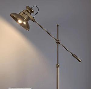 Lámpara de Pie Industrial de Latón con Altura Ajustable, Pantalla de Cúpula, Luz Cálida, Uso Residencial - Product Image 2
