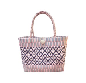 Sac fourre-tout tendance en plastique tressé géométrique fait main pour femme – Idéal pour l'été, la plage et les vacances - Product Image 1
