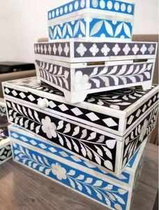 Boîte à bijoux en bois sculpté avec couvercle, style vintage, boîte à bijoux artisanale en bois, boîte de rangement pour bijoux en bois. - Product Image 6