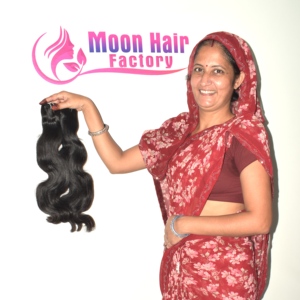ผมแท้แบบ Single Drawn Remy Hair ลอน Body Wave แบบเป็นมัด ปลายผมตรง หนานุ่ม เนื้อนุ่ม สีดำธรรมชาติ สำหรับต่อผมแบบ Weaving ใช้ในร้านเสริมสวย - Product Image 3