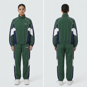 Conjunto Deportivo Cortavientos con Cuello Alto para Niños - Conjunto de Sudadera para Ropa Urbana, Fabricante ODM - Product Image 4