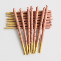 Bâtonnets de biscuits enrobés de chocolat saveur fraise en gros avec bonbons pétillants, snacks croustillants pour enfants