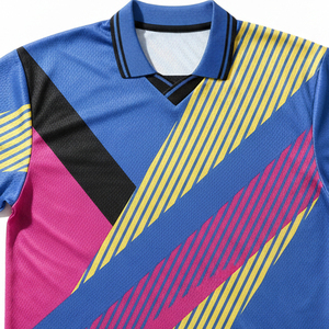Uniforme de Fútbol Sublimado, Conjunto de Camiseta de Fútbol con Cuello en V, Diseño Personalizado, Impresión por Sublimación, Ropa Deportiva Ligera - Product Image 5