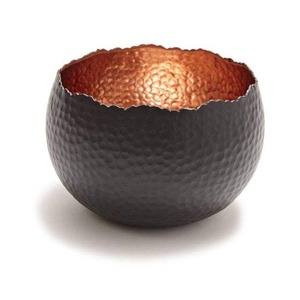 Moderna tazón decorativa de aluminio para servir aperitivos y ensaladas, tazón con pedestal para decoración del hogar y hoteles. - Product Image 6