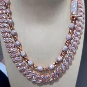 Collier élégant en argent 925 plaqué or avec chaîne cubaine en moissanite, bijoux de mode hip-hop - Product Image 4