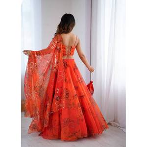 Lehenga Choli de poliéster bordado para fiesta con trabajo de lentejuelas - Product Image 3