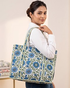 Bolsos tote grandes de algodón acolchado con estampado indio, bolso de mano para mujer, bolso de viaje, regalo de cumpleaños, regalo de Navidad para ella - Product Image 6