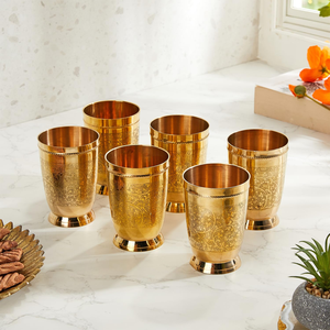Juego de 6 Vasos de Vidrio de Latón Puro con Diseño en Relieve, 250 ml, Vasos de Agua Tradicionales de Latón, Artículos Ayurvédicos para Beber, para Uso Diario en el Hogar - Product Image 1