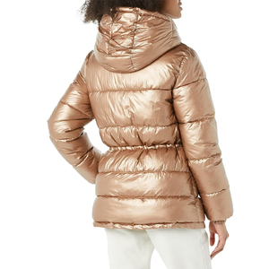 Veste matelassée pour femme avec boutons sur le devant, manteau d'hiver chaud avec rembourrage doux et coupe confortable pour les journées froides décontractées - Product Image 2