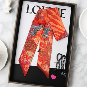 ผ้าพันคอผ้าไหมลายทวิลล์ริบบิ้นยาวสำหรับตกแต่งกระเป๋า ลายซัมเมอร์นิวฮอร์ส ซีเคร็ตการ์เดน สำหรับผู้หญิง ขายดี - Product Image 1